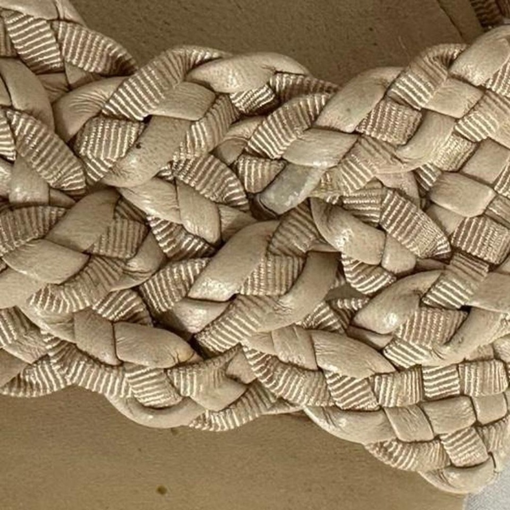 Vintage Salvatore Ferragamo Woven Cream Leather Designer Sandals - Picture 7 of 7